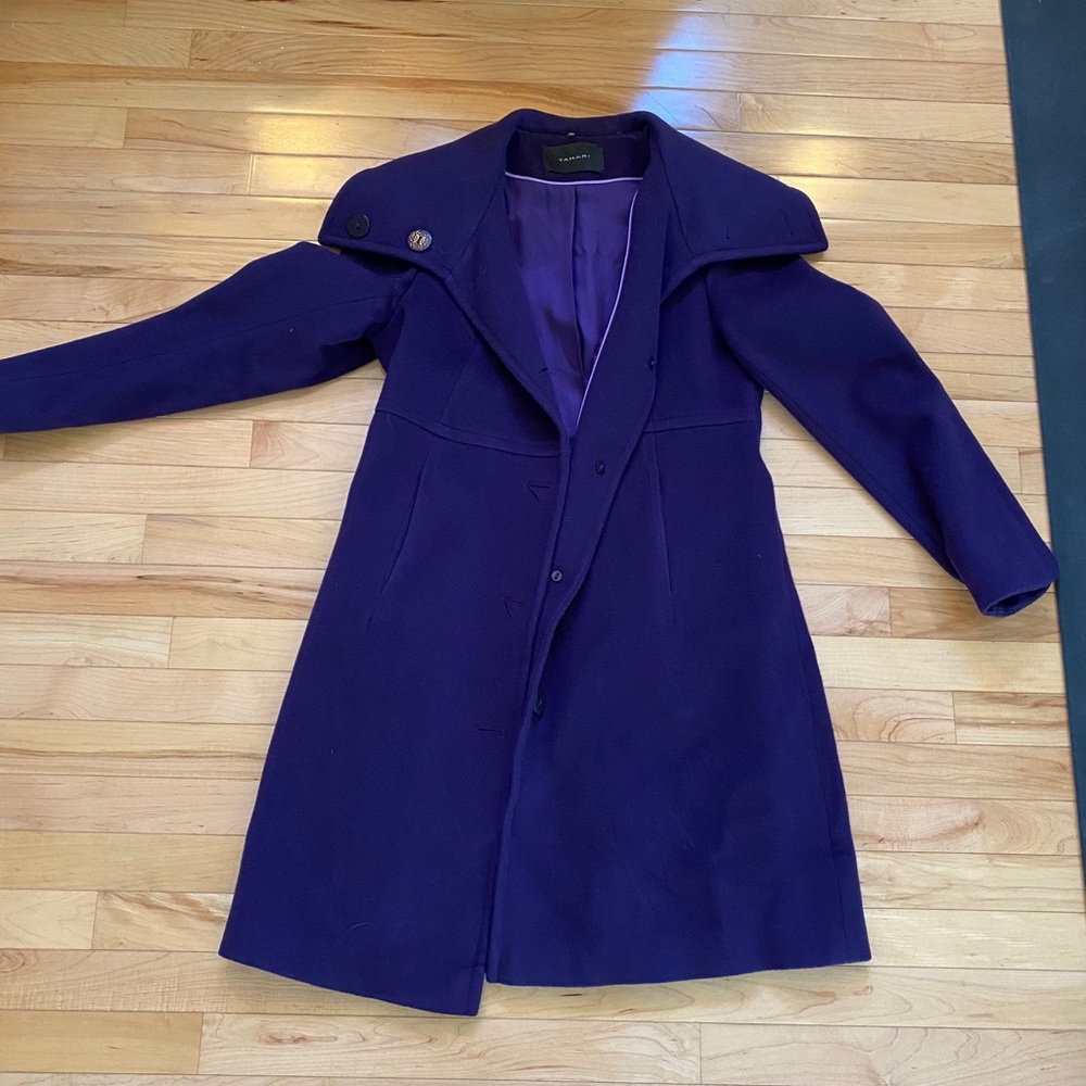 Beautiful Tahari Winter Wool Coat - full length
